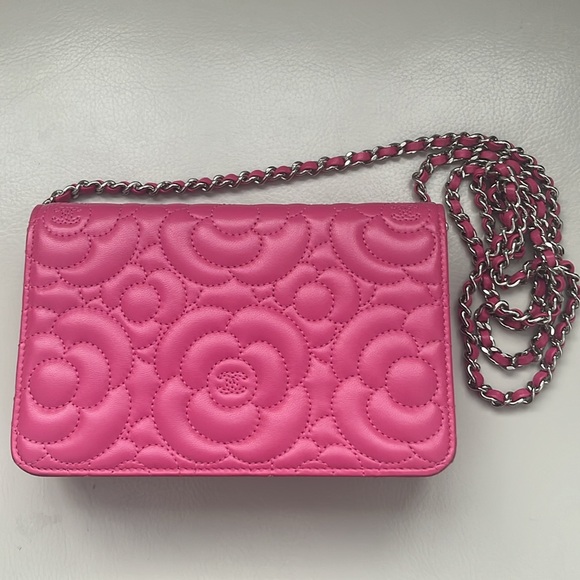 New Certified Authentic Chanel Wallet on Chain series 24 - Picture 2 of 9